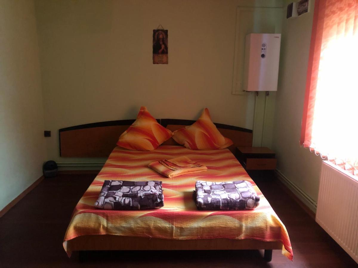Hotel Casa Cleopatra Două Mai Esterno foto